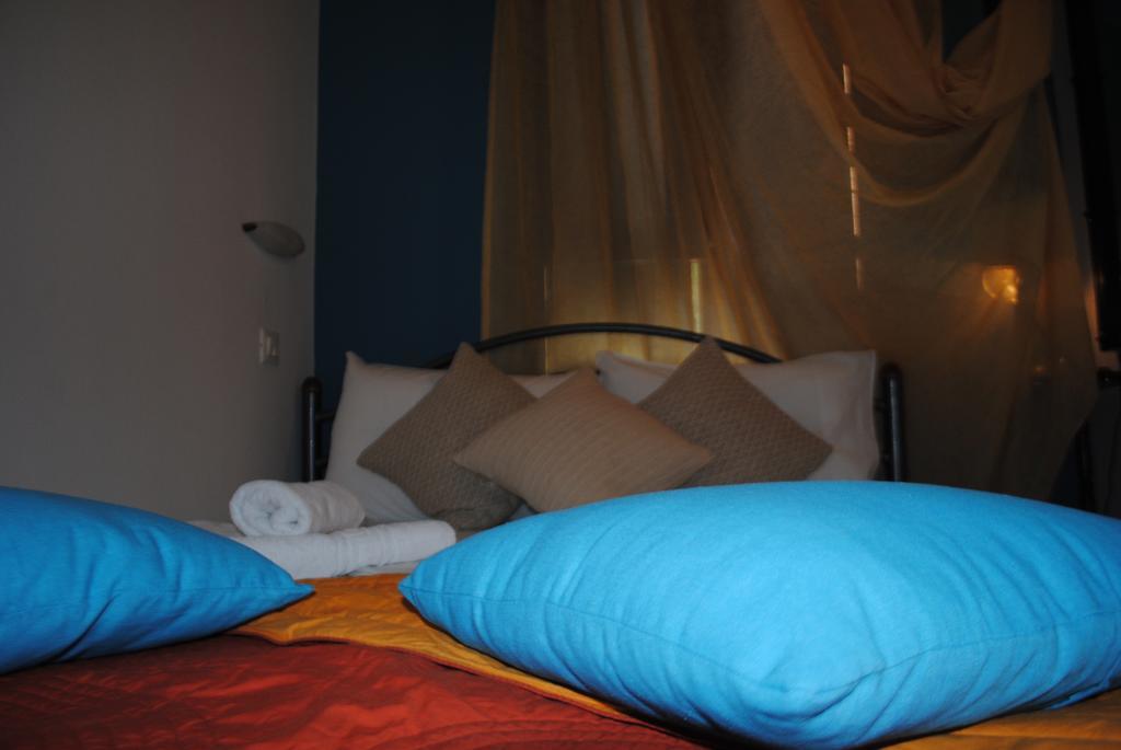 Traditional Idramon Hotel Chrissi Akti Chania Exterior foto