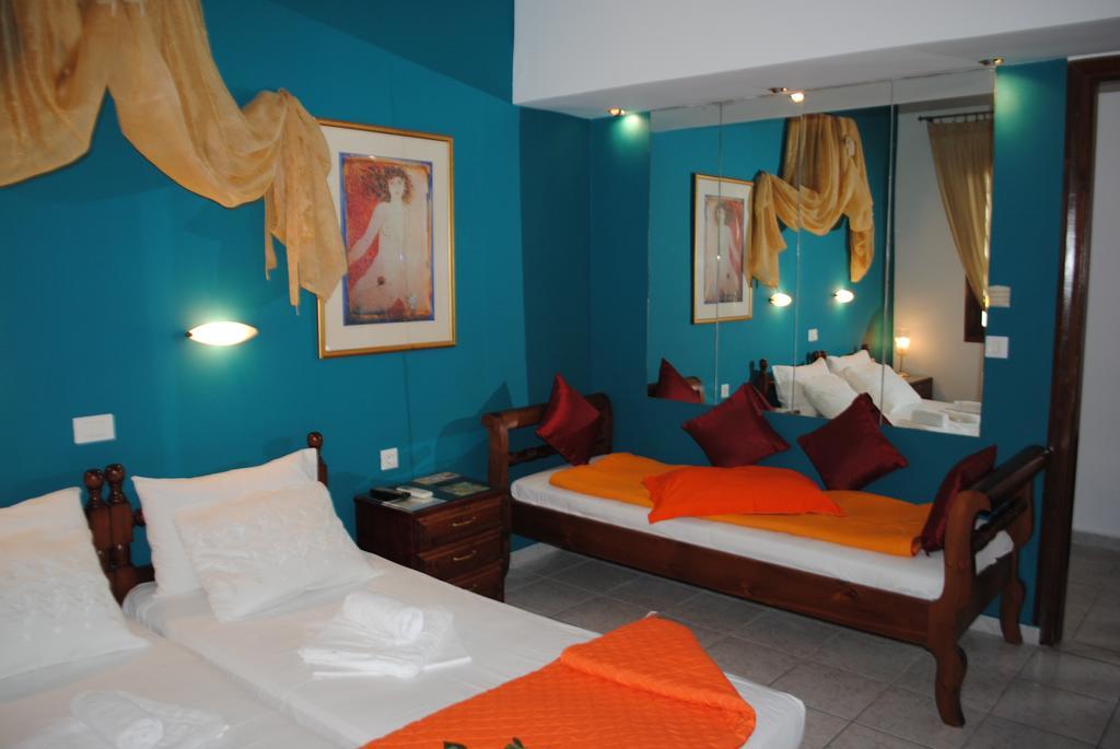Traditional Idramon Hotel Chrissi Akti Chania Exterior foto