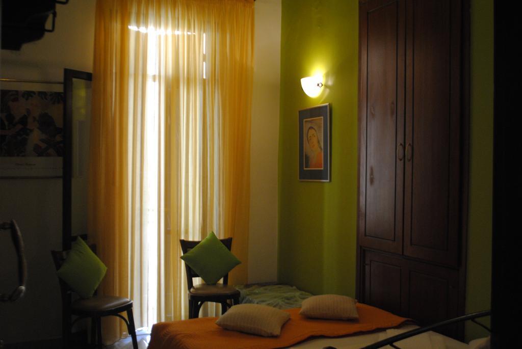 Traditional Idramon Hotel Chrissi Akti Chania Exterior foto