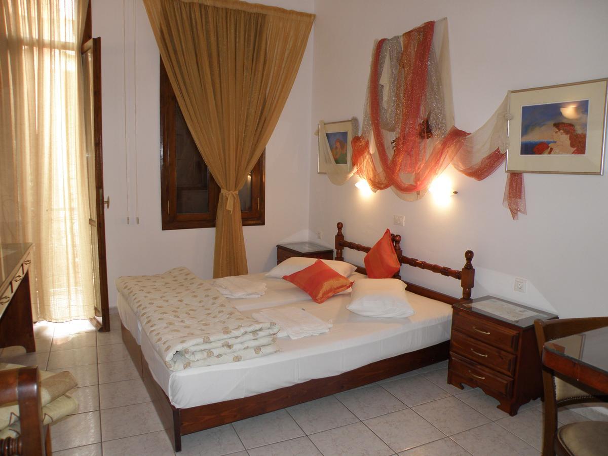 Traditional Idramon Hotel Chrissi Akti Chania Exterior foto