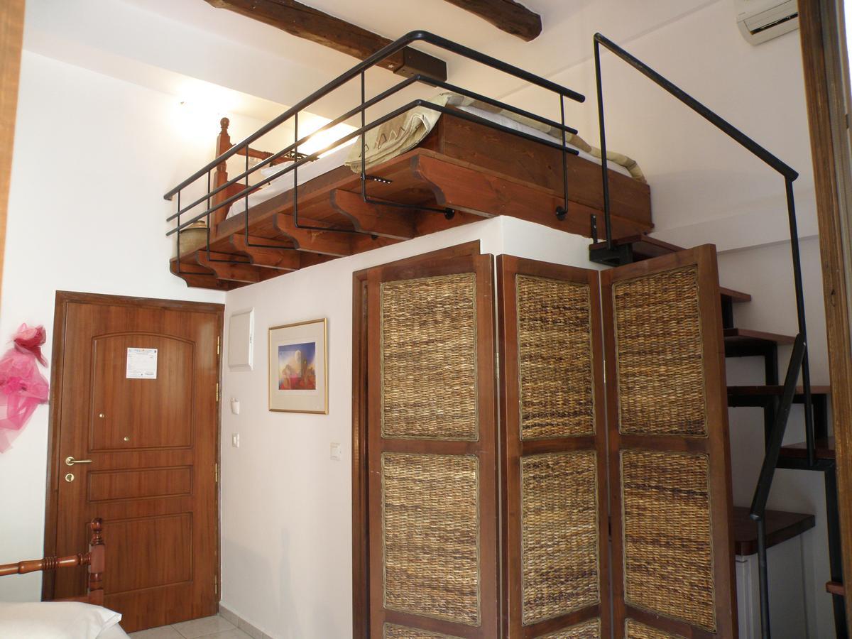 Traditional Idramon Hotel Chrissi Akti Chania Exterior foto