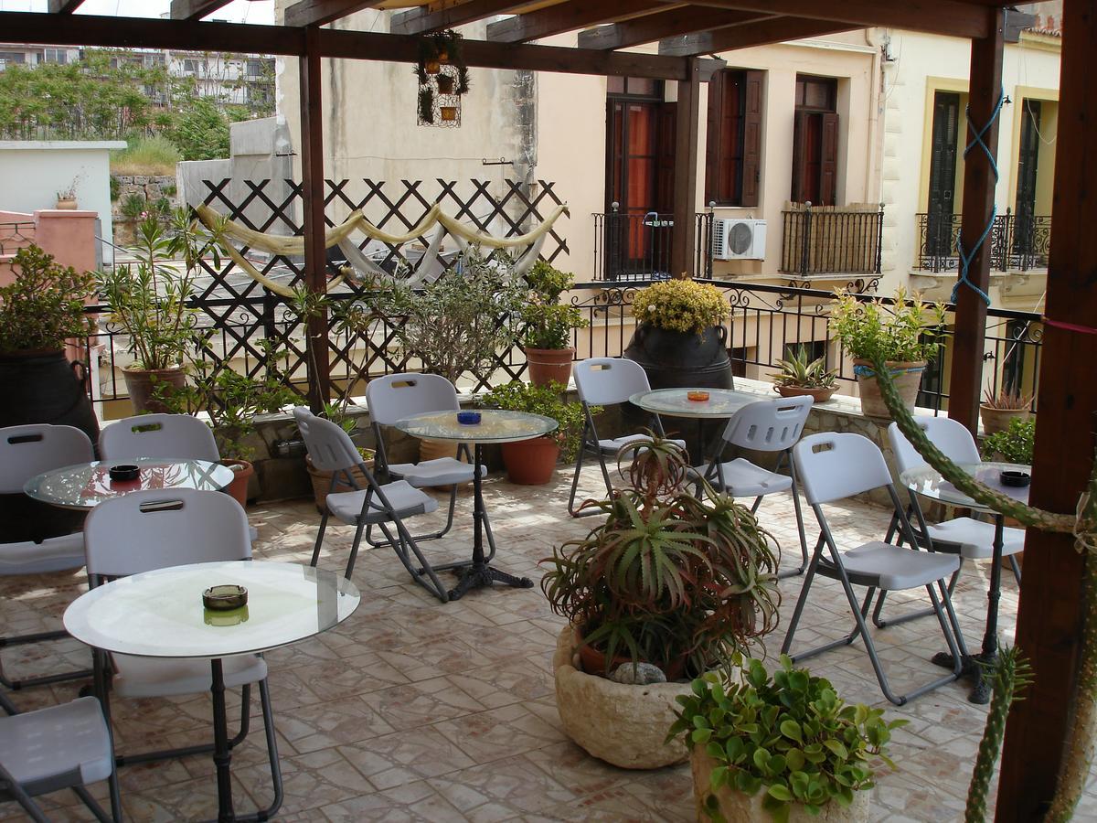 Traditional Idramon Hotel Chrissi Akti Chania Exterior foto